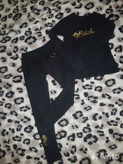 Костюм гимнастический