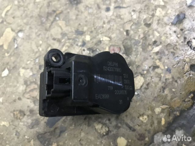 Моторчик заслонки отопителя Chevrolet Camaro V