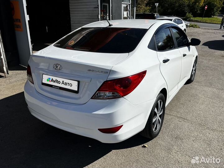 Hyundai Solaris 1.6 AT, 2013, 207 000 км