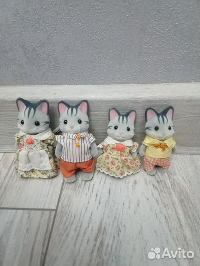 Sylvanian families доктор, посуда, туалет, кровать