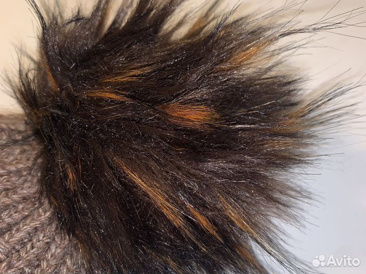 Шапка женская 60 шерсть. Velanse