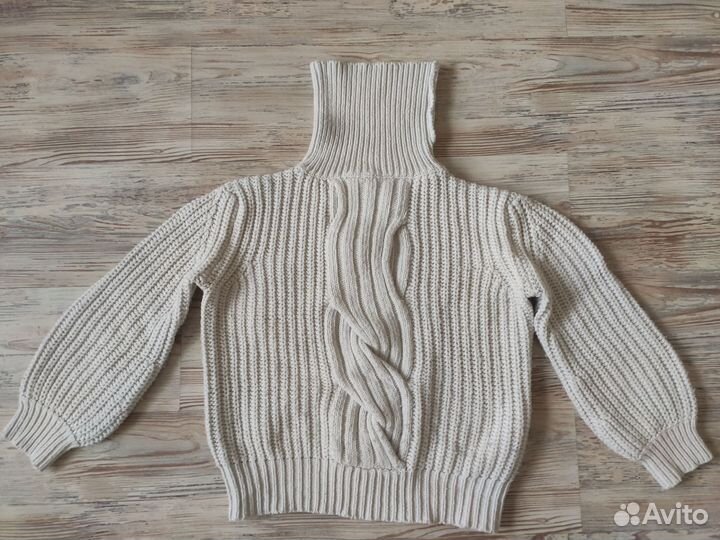 Свитер женский