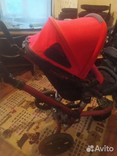 Коляска прогулочная