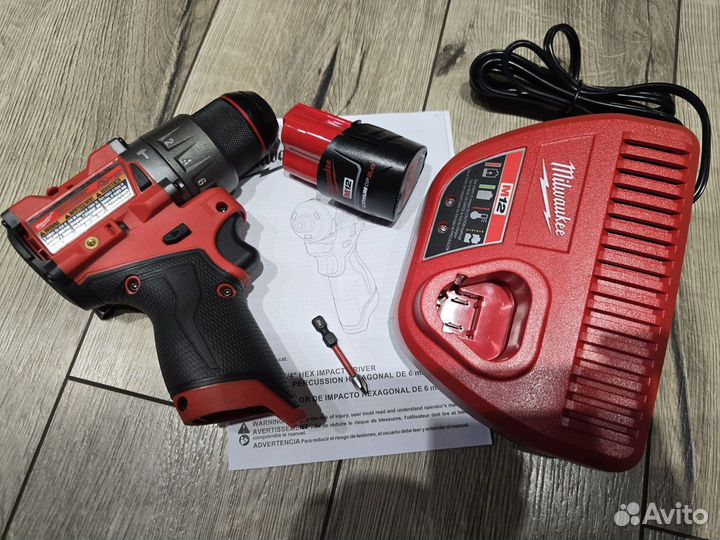 Шуруповерт milwaukee m12 fuel 3404 +2ач акб + заря