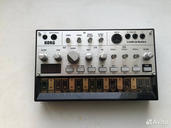 Korg volca Bass