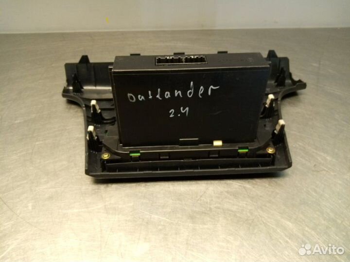 Блок управления печкой Mitsubishi Outlander CU5W