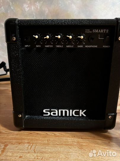 Гитарный комбоусилитель Samick Smart 2