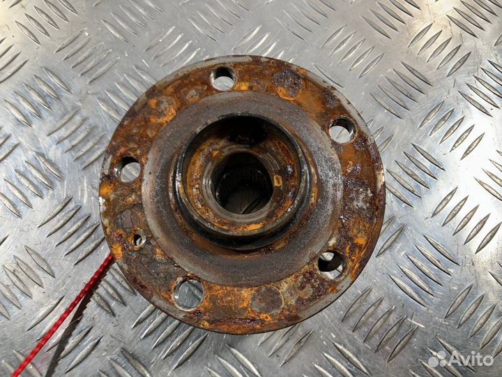 Ступица передняя Audi A6 4F/C6 2008 4F0598611B