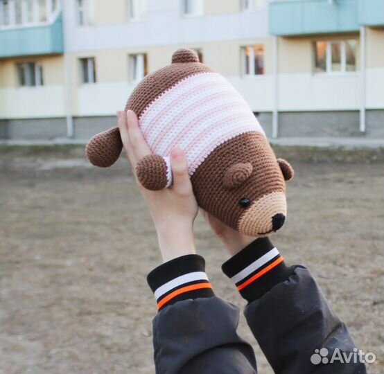 Лежачий медведь игрушка