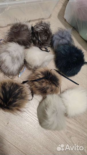 Помпон меховой с лентой