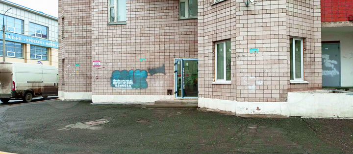 Офисы у Медведя, первый этаж, отдельный вход