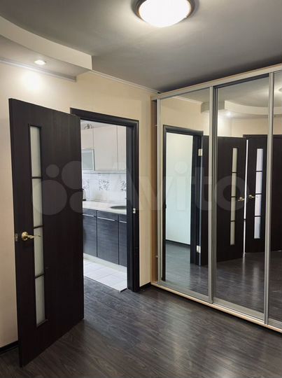 1-к. квартира, 42 м², 8/10 эт.