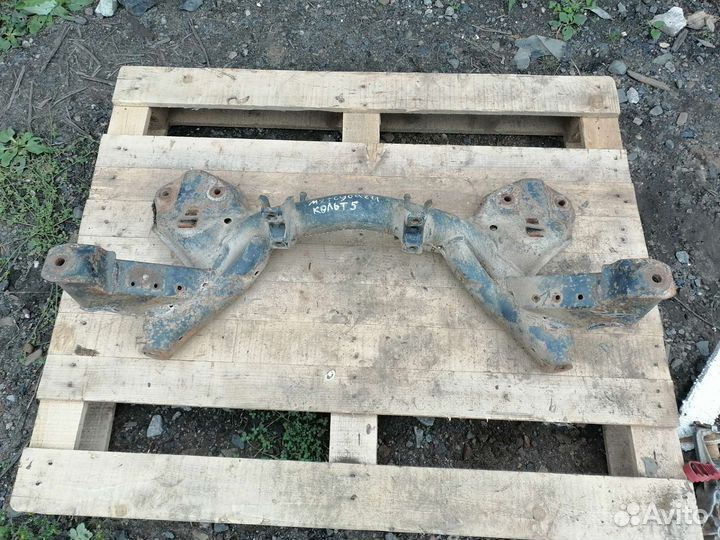 Подрамник Mitsubishi colt 5