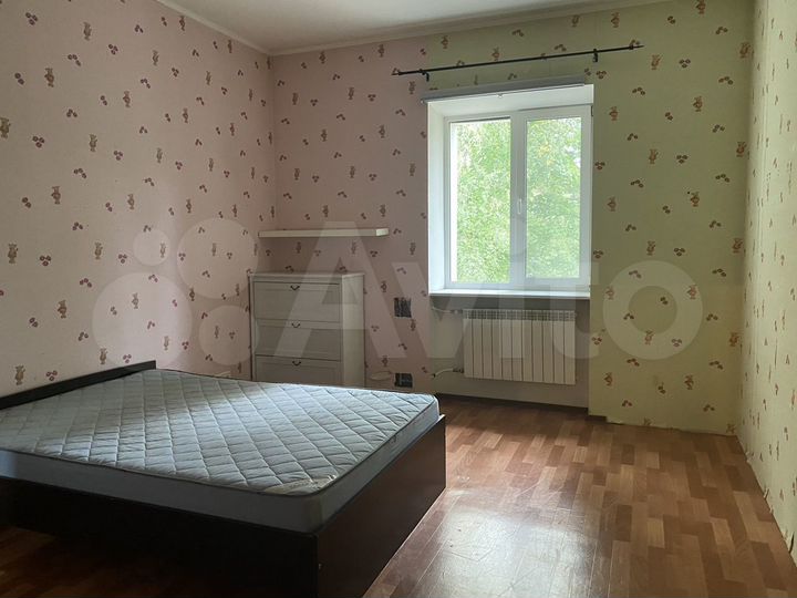 2-к. квартира, 70 м², 2/2 эт.