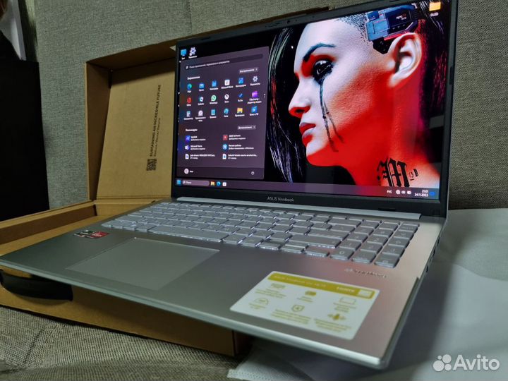 Игровой ноутбук Asus Vivobook Oled 16/512Gb