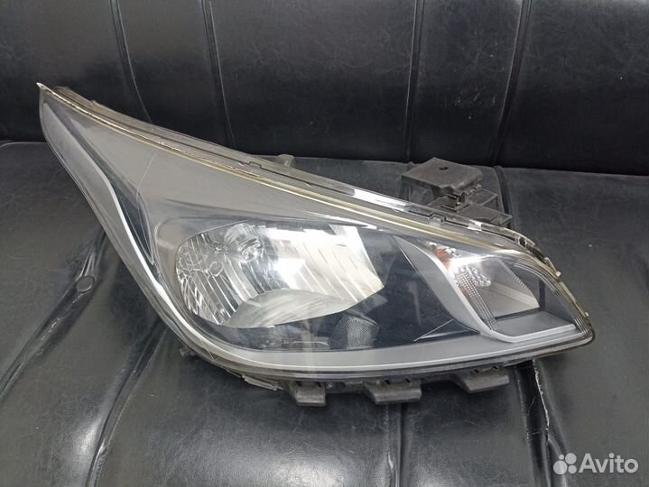 Фара правая Kia Rio X line 17-20г