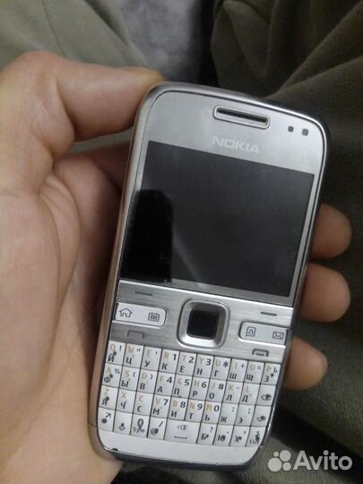 Nokia E72