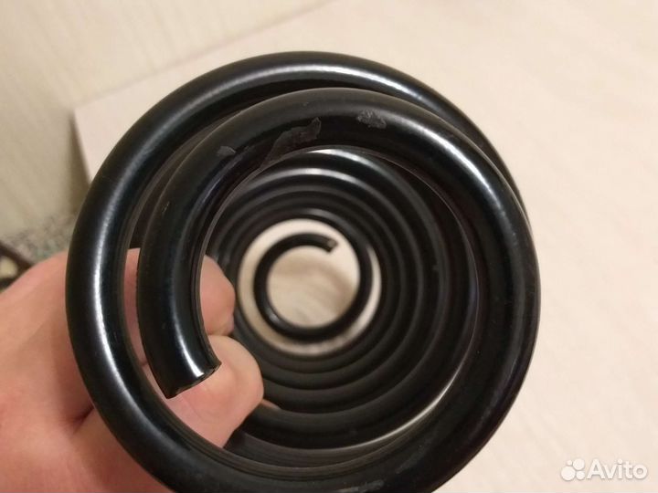 Пружина задней подвески Skoda yeti KYB RA6161