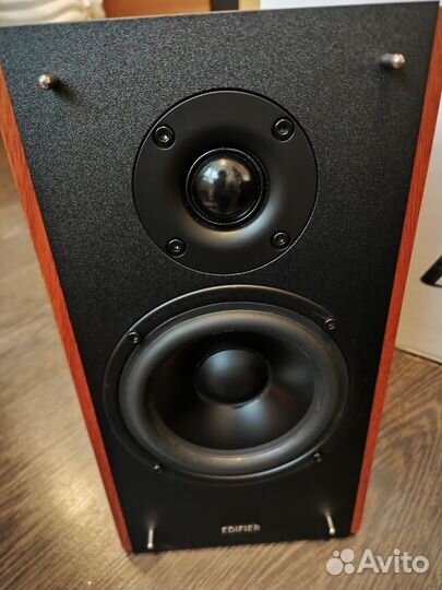 Колонки Edifier r2000db Полочная акустика