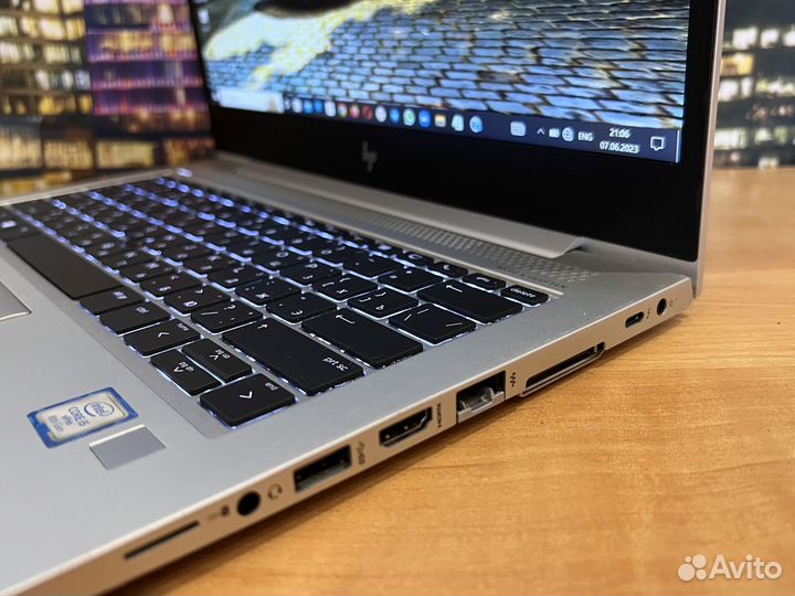 Ноутбук HP 830 G5 IPS, Core i5, SSD256, 16GB