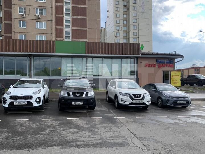 Продам торговое помещение, 349.68 м²