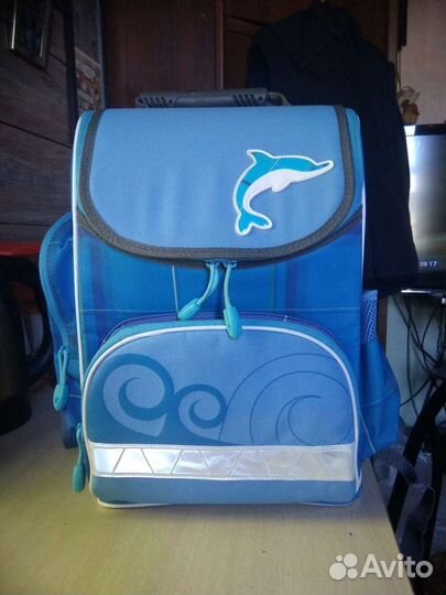 Рюкзак школьный новый подойдёт для девочки и для м