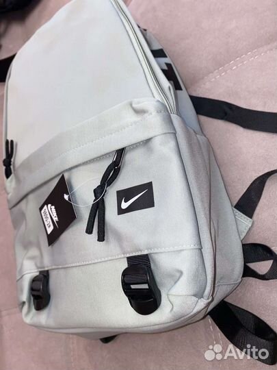 Рюкзак женский Nike