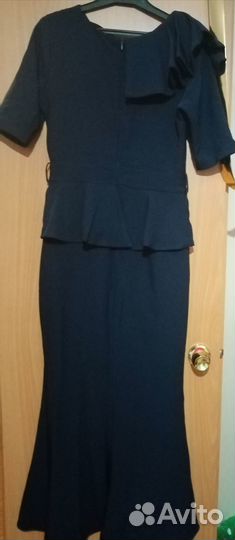 Вечернее платье в пол с разрезом