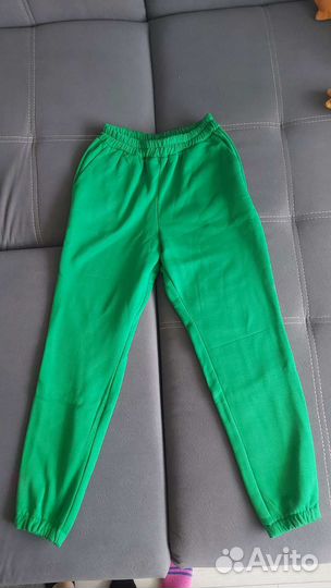 Спортивный костюм женский новый