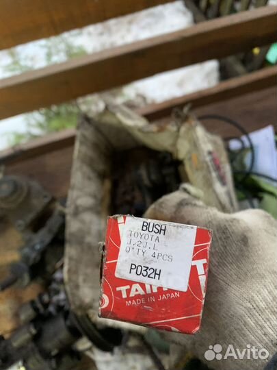 Втулка шатуна Taiho P032H