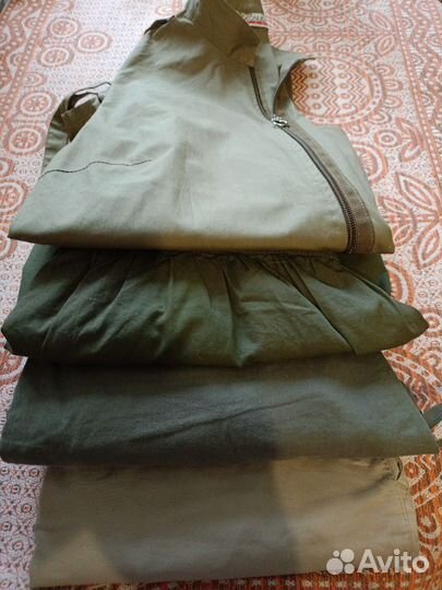 Одежда цвета хаки