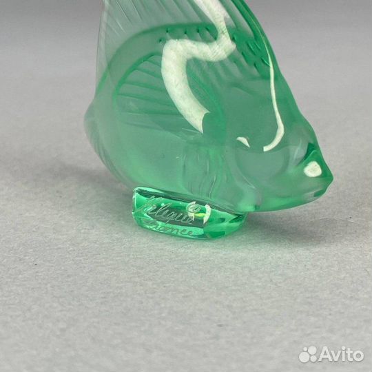 Хрустальная рыбка бирюзового оттенка Lalique No.8489