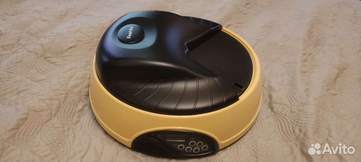 Автоматическая кормушка для животных