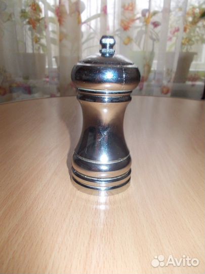 Меленка для перца и специй