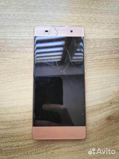 Sony Xperia XA, 2/16 ГБ