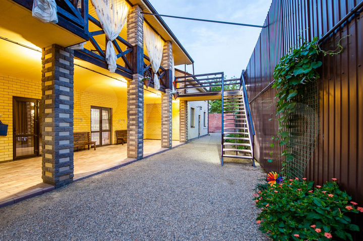 Комната 20 м² в 1-к., 1/2 эт.