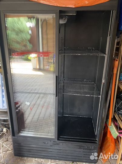 Холодильник для цветов