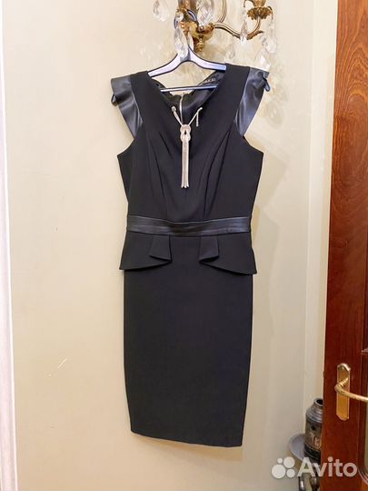 Платье черное