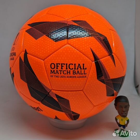 Футбольный мяч Лиги Европы Molten 2018-19 зима