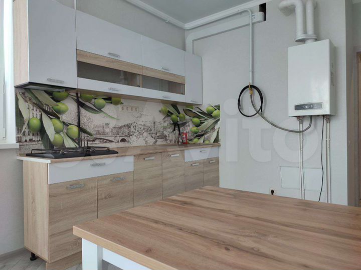 2-к. квартира, 71 м², 1/4 эт.