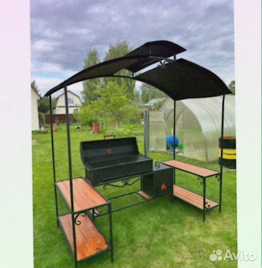 Мангал с крышей