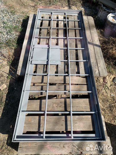 Дверь решетка