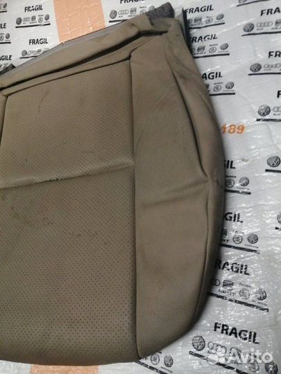 Обивка сидения кожа передняя Mercedes-Benz C-Class