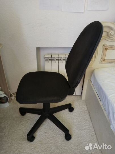 Компьютерное кресло