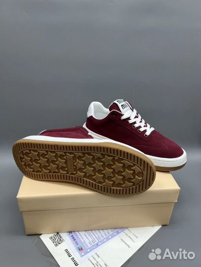 Кроссовки (размеры 36-40)