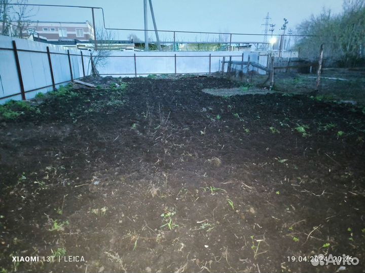 Вспашка земли мотоблоком