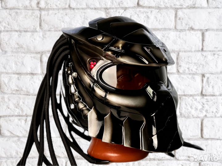 Мотошлем Хищник с лазером