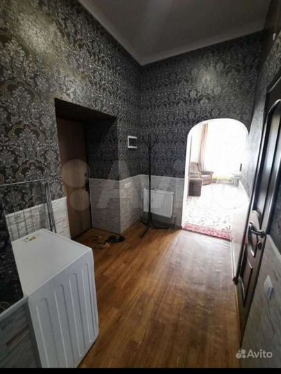 1-к. квартира, 42 м², 1/1 эт.