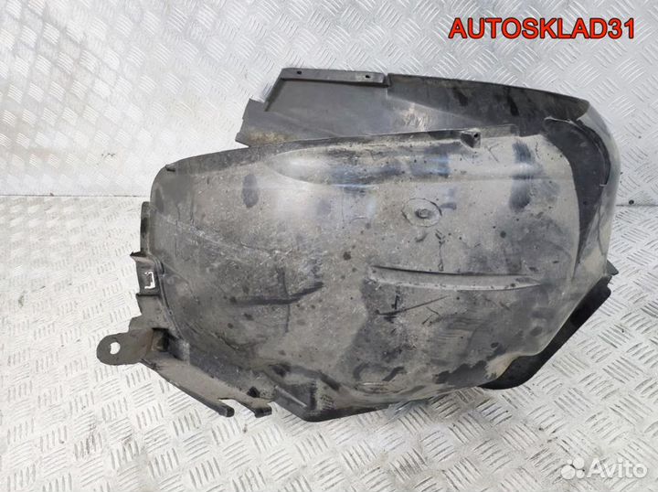 Локер передний правый Renault Logan 638402115R