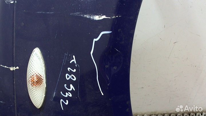 Крыло Toyota Yaris, 2000